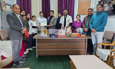 कठलग स्कूल में हिमाचल डेंटल कॉलेज सुंदरनगर ने लगाया दंत शिविर, छात्रों को मुंह और आम सेहत के बारे में दिया ज्ञान 