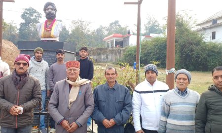 नादौन में मनाई वीर शिरोमणि जनरल जोरावर सिंह की पुण्यातिथि,  पुष्पांजलि अर्पित करके दी श्रद्धांजलि 