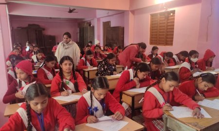 कन्या विद्यालय नादौन में धूमधाम से मनाया राष्ट्रीय गणित दिवस