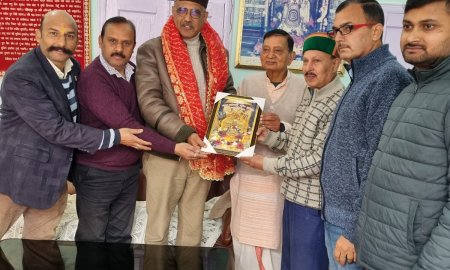 शिक्षा मंत्री रोहित ठाकुर तथा लाहौल स्पीति के विधायक रवि ठाकुर ने ब्रजेश्वरी मंदिर में माथा टेका