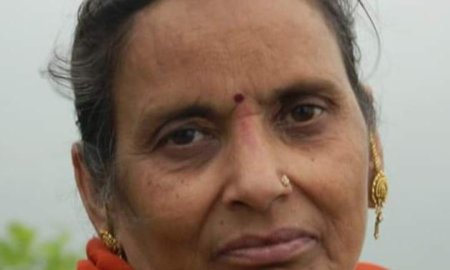 प्रेस क्लब नादौन के सह सचिव मुकुंद शर्मा की माता का निधन, शहर में दौड़ी शोक की लहर