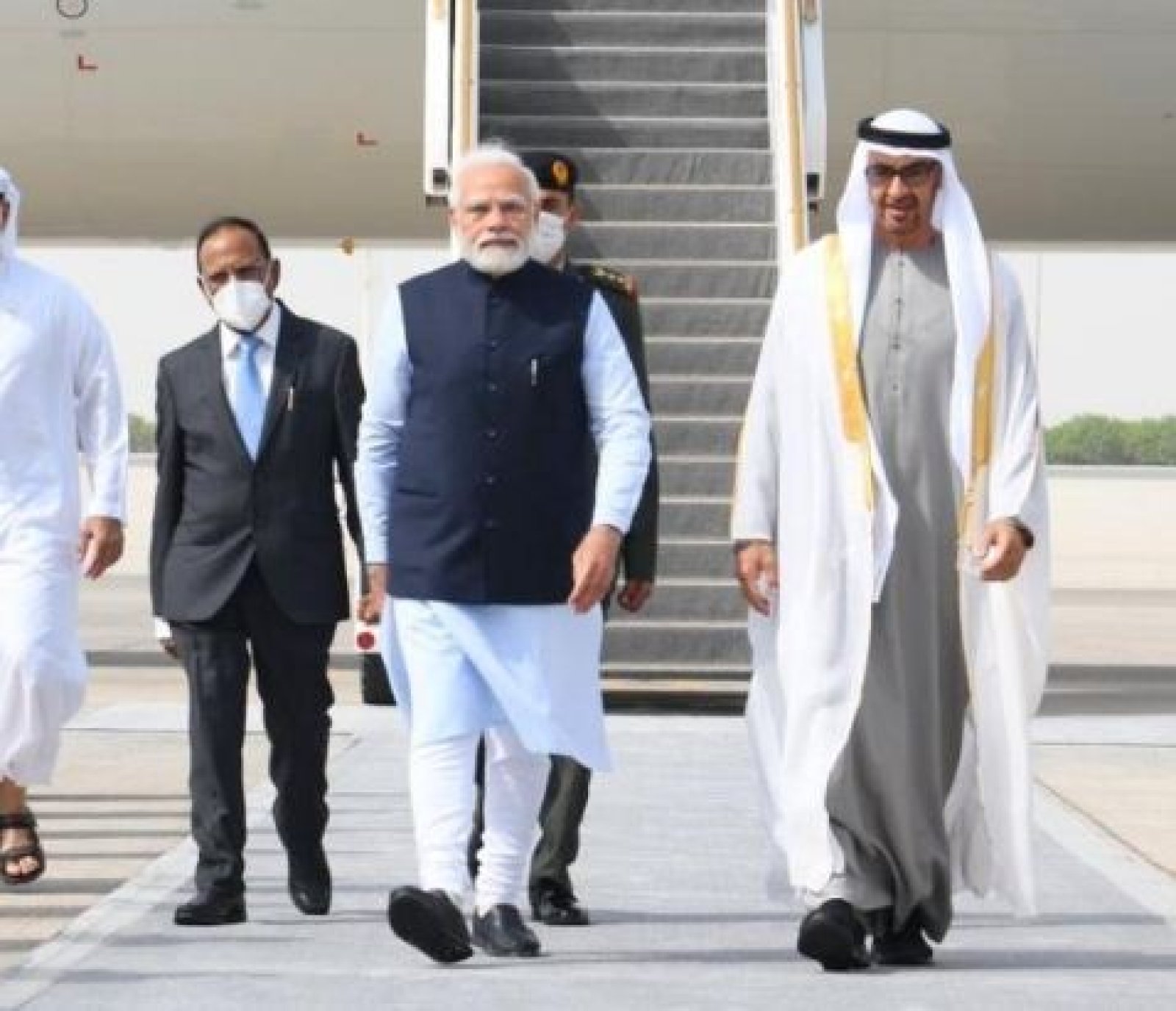 मोदी-मोदी से गूंजा दुबई