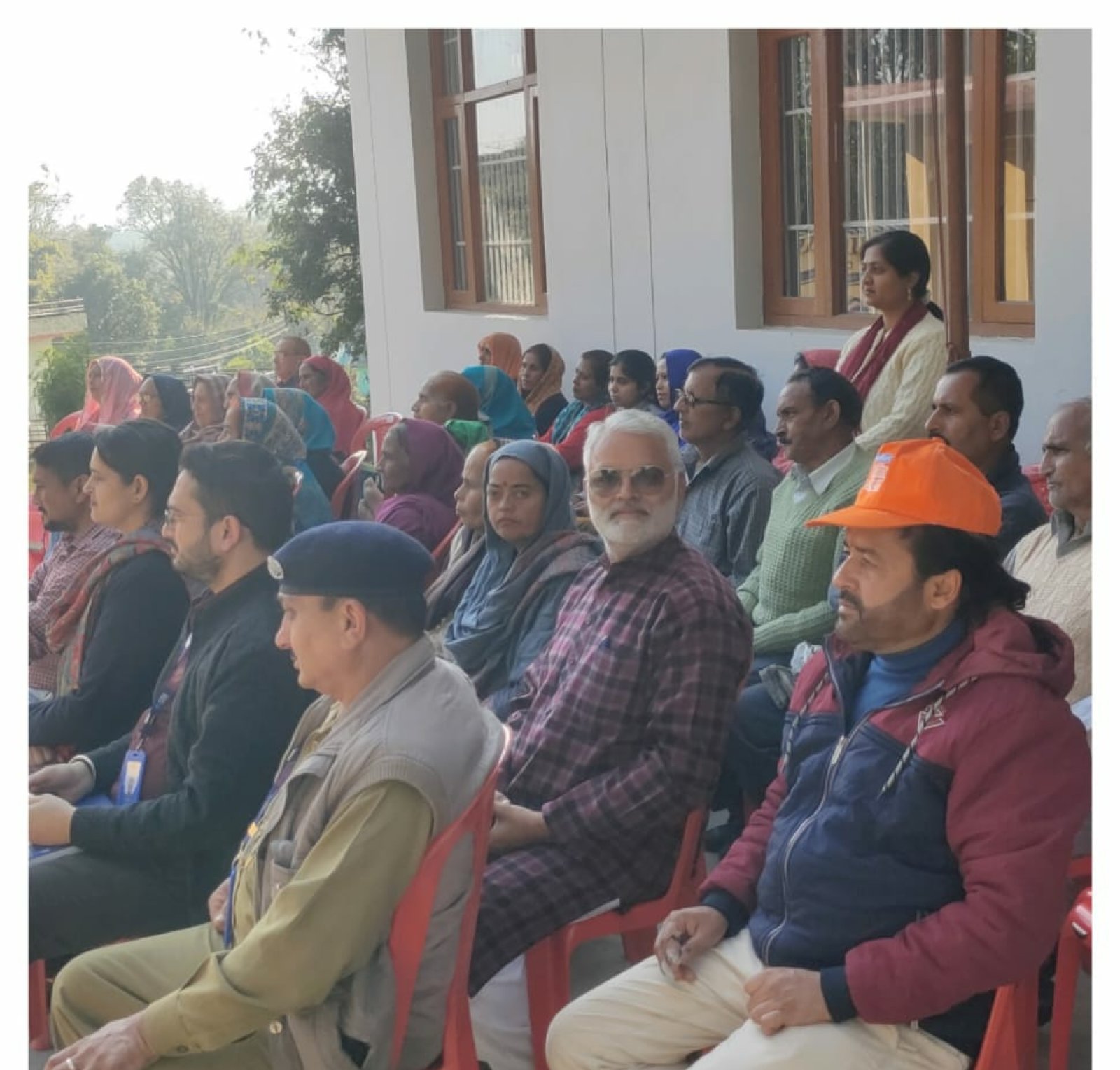 विकसित भारत संकल्प यात्रा के तहत कार्यक्रम का आयोजन, ग्राम पंचायत में लोगों का स्वास्थ्य भी किया चेक