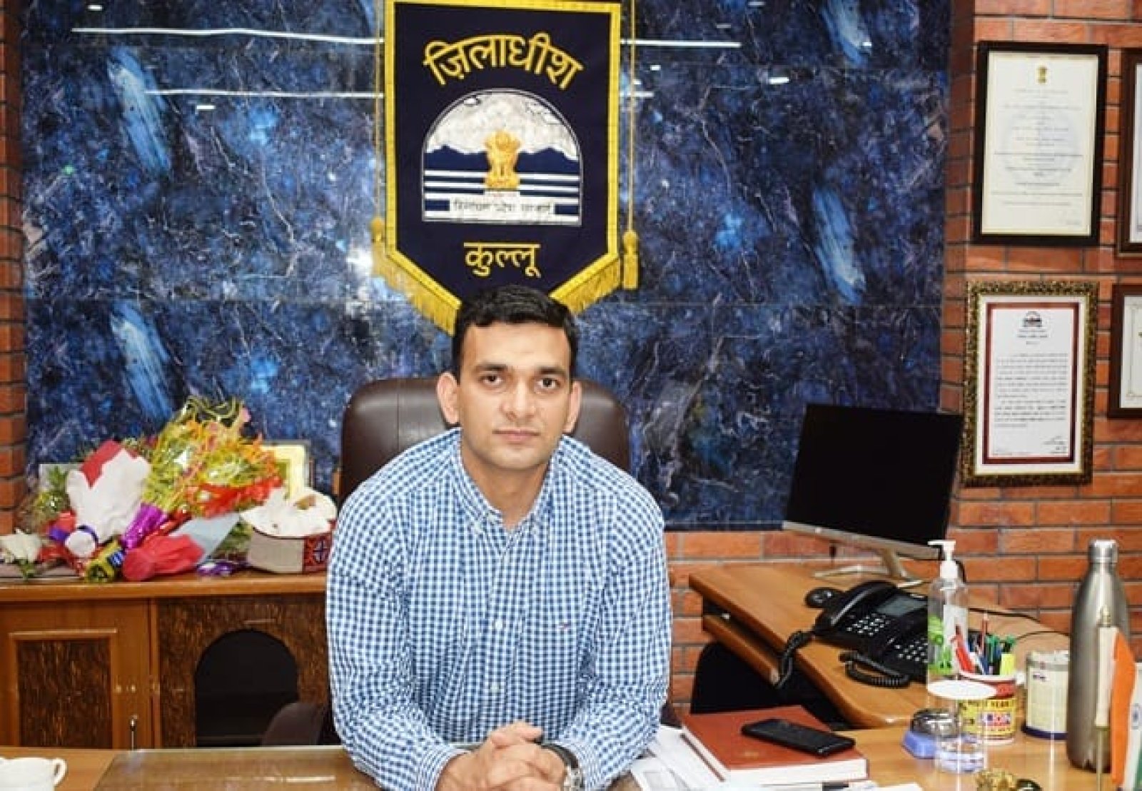 कुल्लू जिला के चारों विधानसभा क्षेत्रों में मतदाताओं को ईवीएम तथा वीवीपैट के प्रयोग के बारे में किया जाएगा जागरूक: उपायुक्त