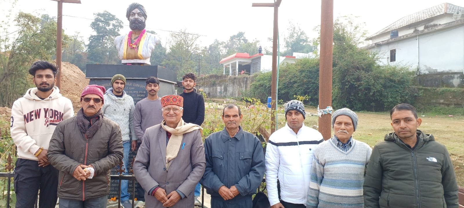 नादौन में मनाई वीर शिरोमणि जनरल जोरावर सिंह की पुण्यातिथि, पुष्पांजलि अर्पित करके दी श्रद्धांजलि