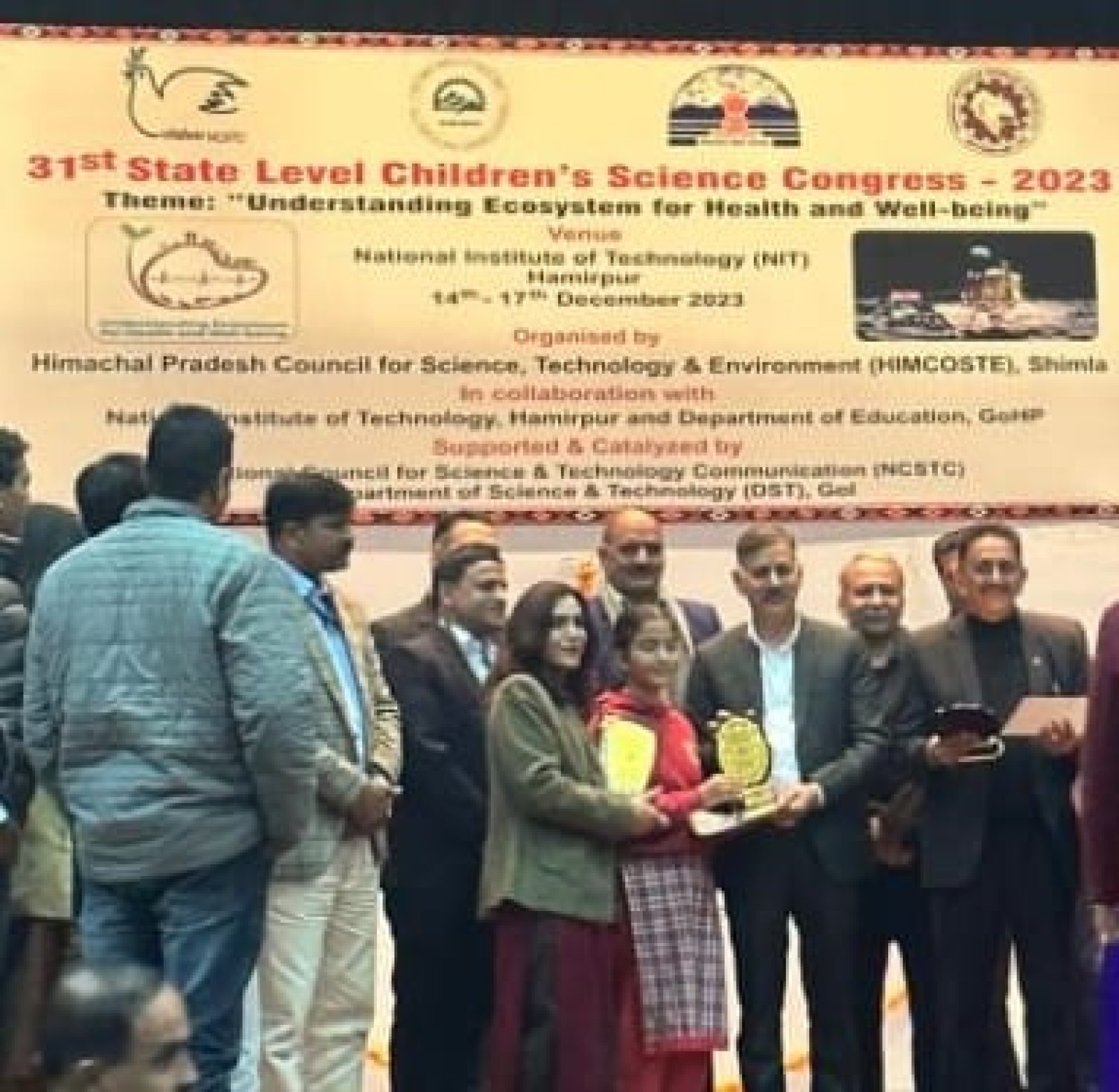रैल स्कूल की दिव्यांशी दिल्ली में होने वाली चिल्ड्रन साइंस कांग्रेस में हिमाचल का करेगी नेतृत्व