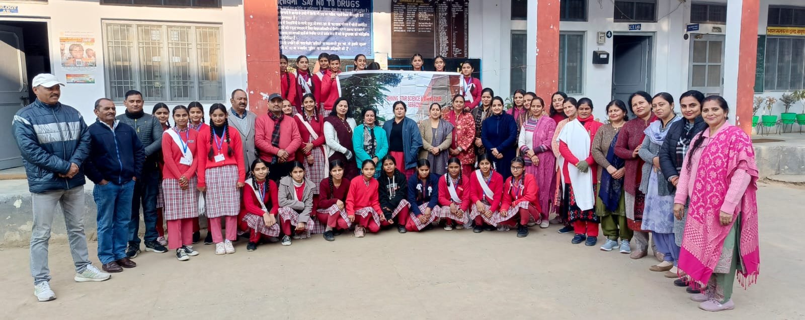 जलाड़ी स्कूल में मनाया राष्ट्रीय गणित दिवस, बच्चों ने बढ़- चढ़ कर लिया भाग
