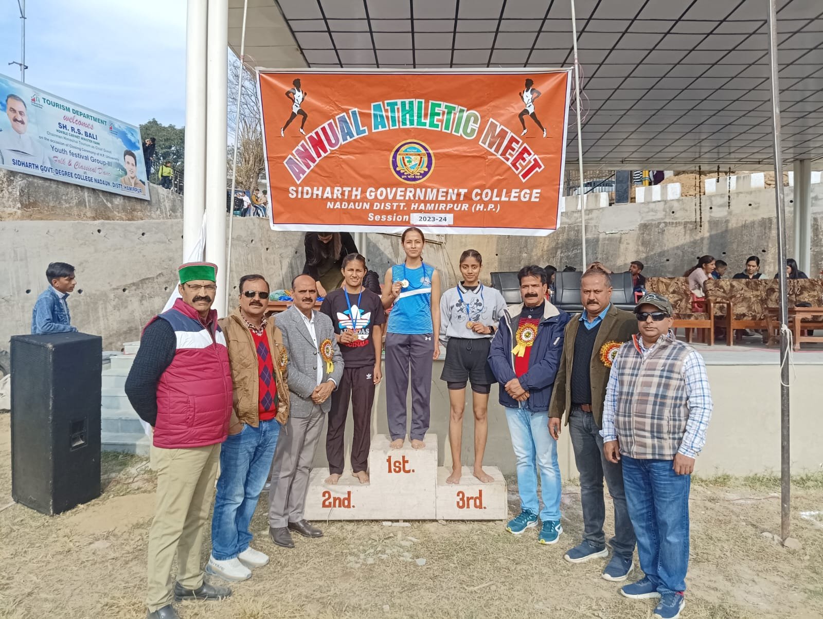 राजकीय उत्कृष्ट महाविद्यालय नादाैन में एथलेटिक्स मीट का आयोजन, विभिन्न खेलों में खिलाड़ियों ने लिया भाग