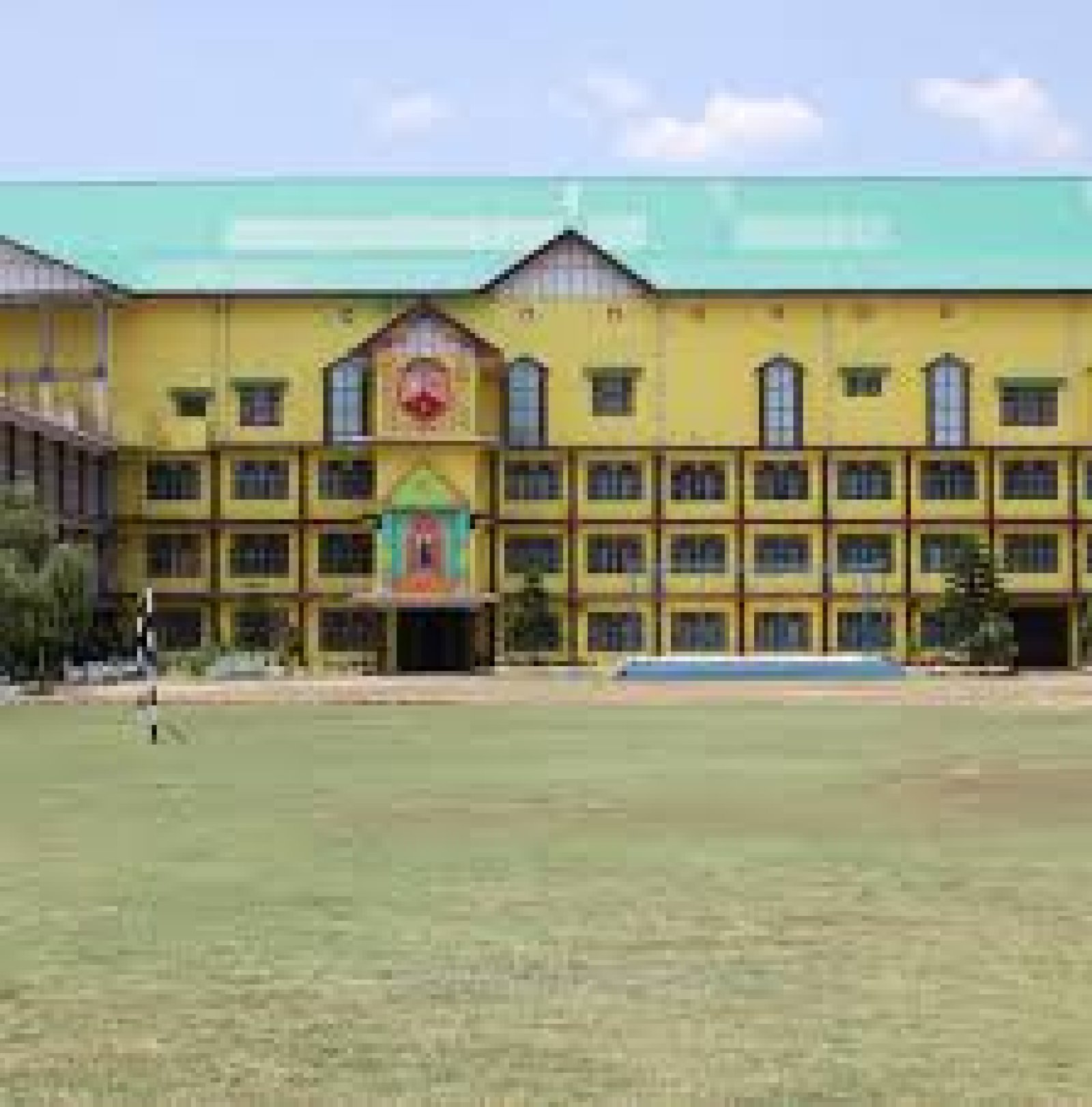 स्कॉलर्ज इंटरनेशनल स्कूल में मची वार्षिक फेस्ट की धूम, अभिभावकों और बच्चों ने उठाया लुत्फ़