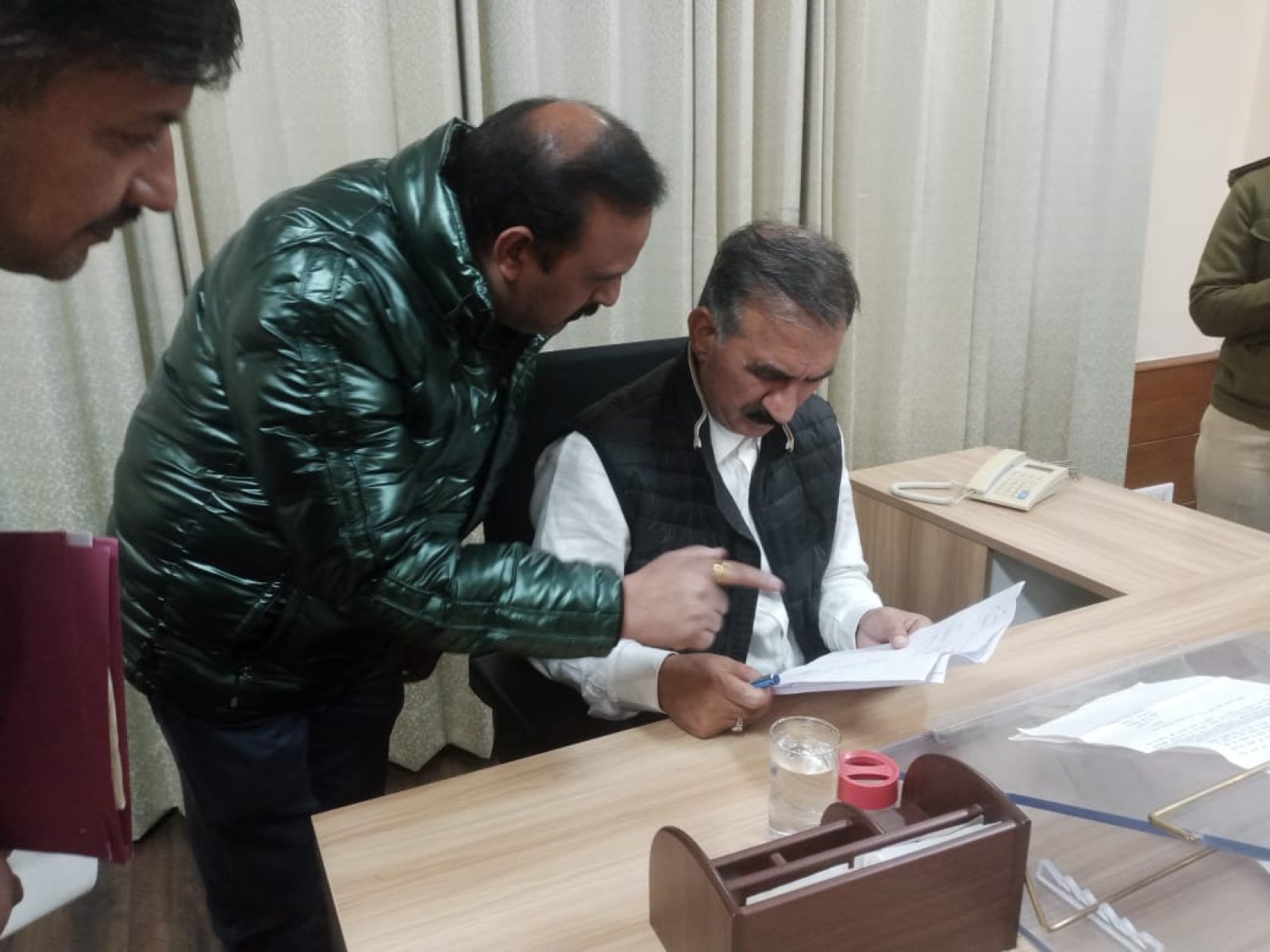 प्रदेश कांग्रेस प्रवक्ता अशोक हिमाचली ने मुख्यमंत्री सुक्खू की जमकर की तारीफ