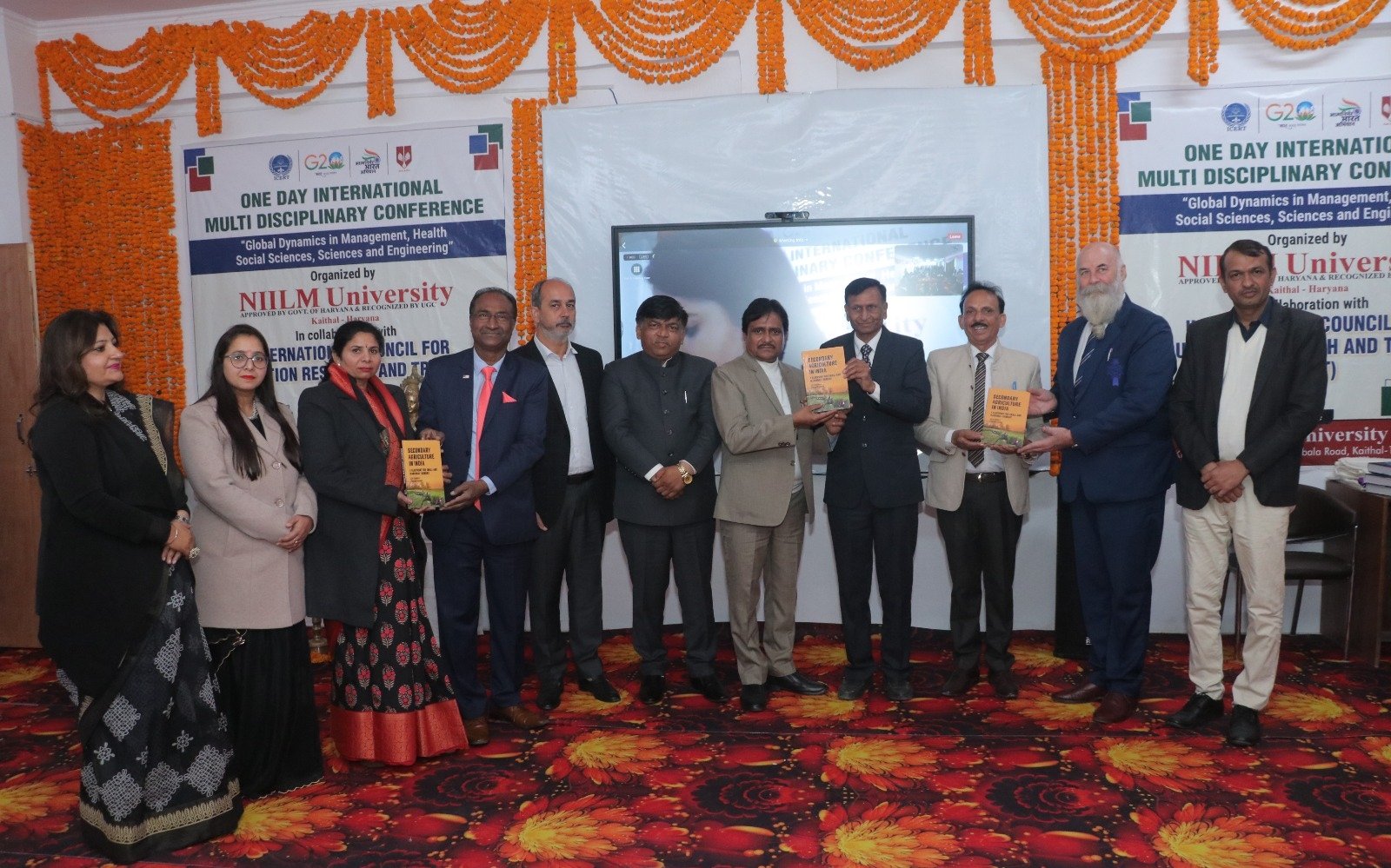 एनआईआईएलएम युनिवर्सिटी में अंतर्राष्ट्रीय मल्टी डिसीप्लनरी कॉन्फ्रेंस में डॉ प्रदीप की पुस्तक का विमोचन