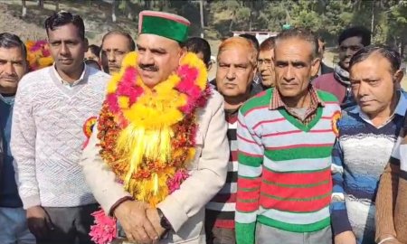 विकसित भारत संकल्प यात्रा के नाम पर गुमराह कर रही है भाजपा: इंद्र दत्त लखनपाल