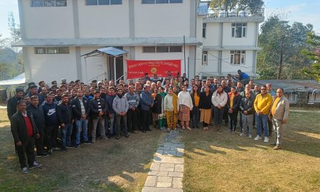 विद्युत् कर्मचारियों एवं विद्युत पेंशनर्स फोरम शाखा पालमपुर ने किया धरना प्रदर्शन 