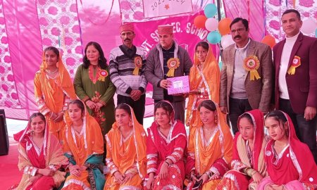 राजल स्कूल में मनाया वार्षिक परितोषिक वितरण समारोह