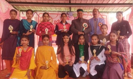 शिक्षा से ही विकास का आधार - किशोरी लाल