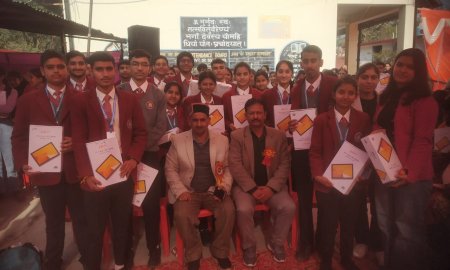 राजोल में टेलेंट हंट प्रतियोगिता के विजेता नवाजे, शिक्षा के स्तर में सुधार के लिए हो रहे प्रयास: केवल सिंह पठानिया