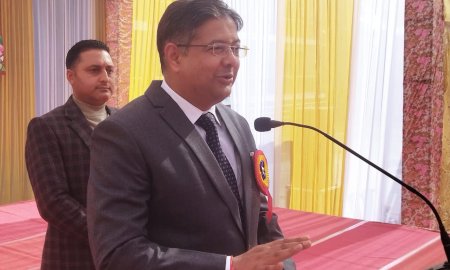 आशीष बुटेल ने डीएवी पालमपुर में मेधावी छात्रों को नवाज़ा