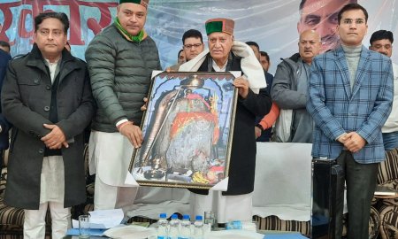 सरकार गांव के द्वार' कार्यक्रम में कृषि मंत्री चंद्र कुमार ने सुनी लोगों की समस्याएं 