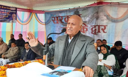 सरकार गांव के द्वार कार्यक्रम के तहत नगरोटा सूरियां पंचायत में सुनी लोगों की समस्याएं