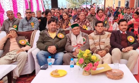 स्कूलों में बच्चों का सर्वांगीण विकास अनिवार्य : किशोरी लाल 