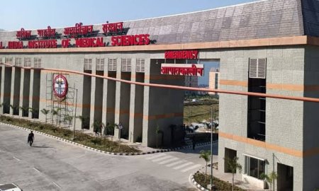 एम्स बिलासपुर में लेप्रोस्कोपी के उपयोग से सफल हुआ ओपरेशन