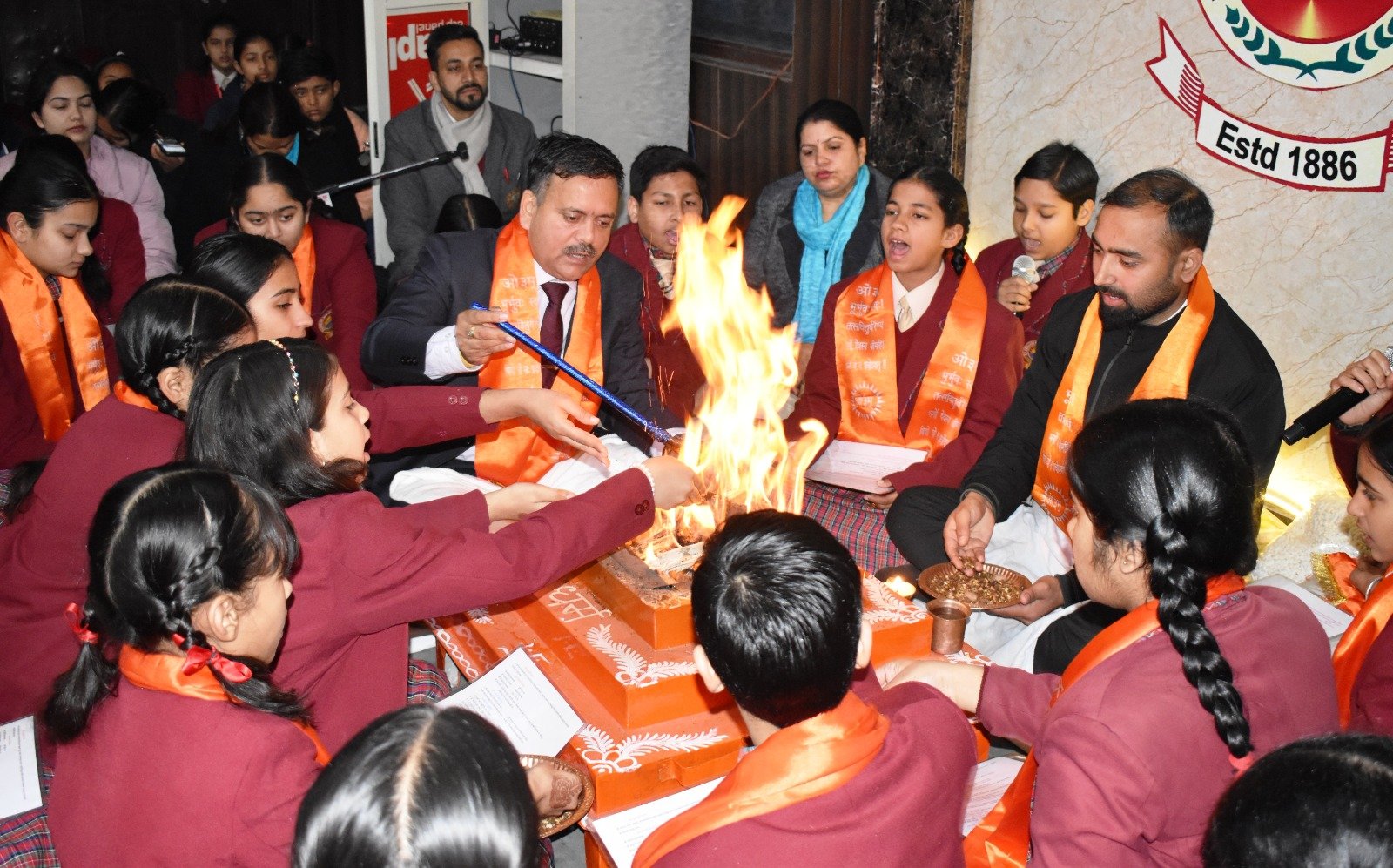 डीएवी स्कूल भड़ोली में नववर्ष के उपलक्ष्य पर वैदिक यज्ञ का किया आयोजन