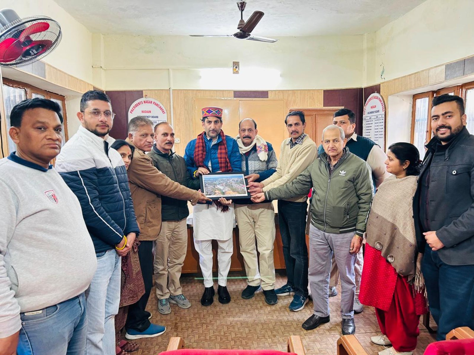 पॉल्यूशन कंट्रोल बोर्ड का मेंबर बनने पर पार्षद शम्मी सोनी को किया सम्मानित