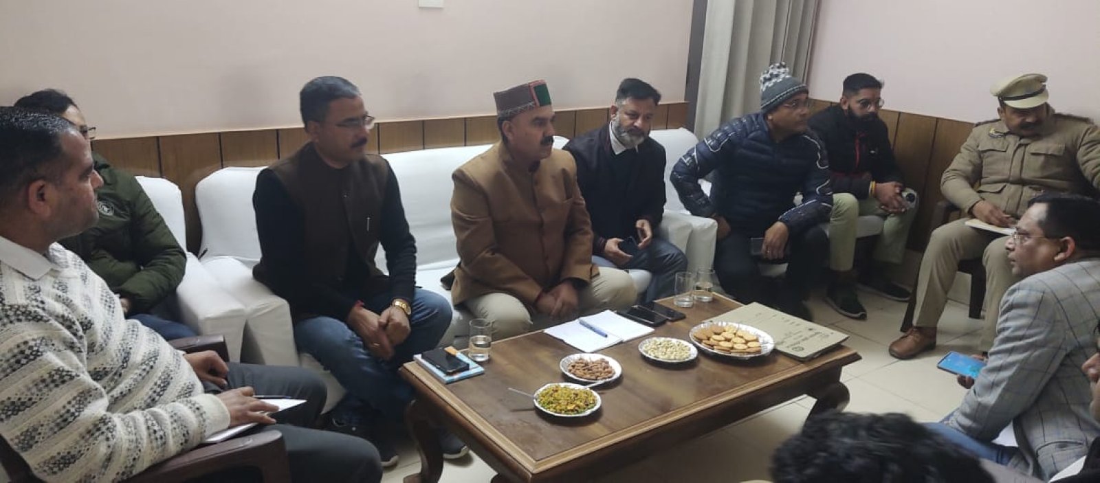 पुराने कार्यों को जल्द पूरा करें, नए कार्यों की रूपरेखा बनाएं: इंद्र दत्त लखनपाल