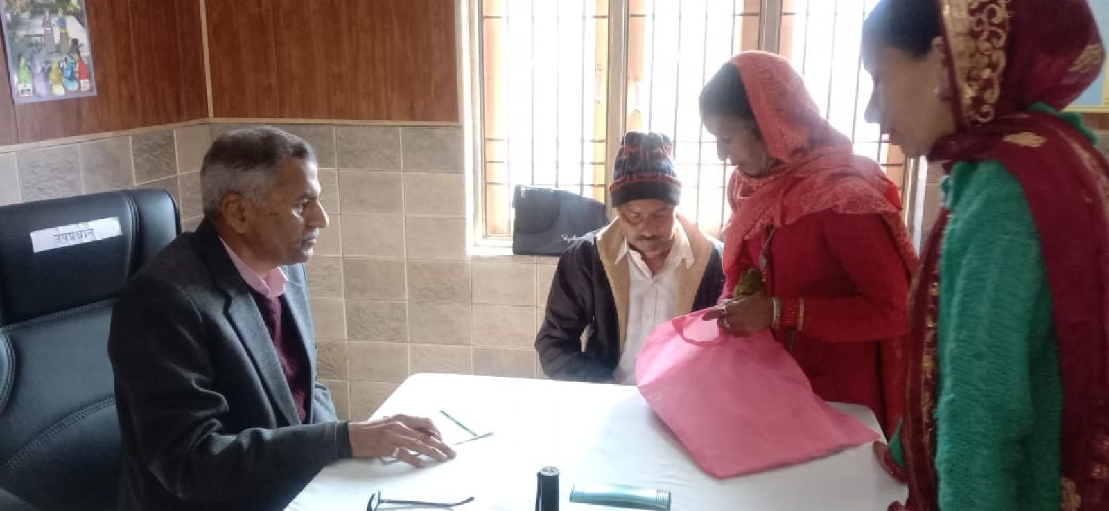 फोर्टिस अस्पताल द्वारा आयोजित फ्री मेडिकल कैंप में सल्ली पंचायत के 250 लोगों का स्वास्थ्य जांचा