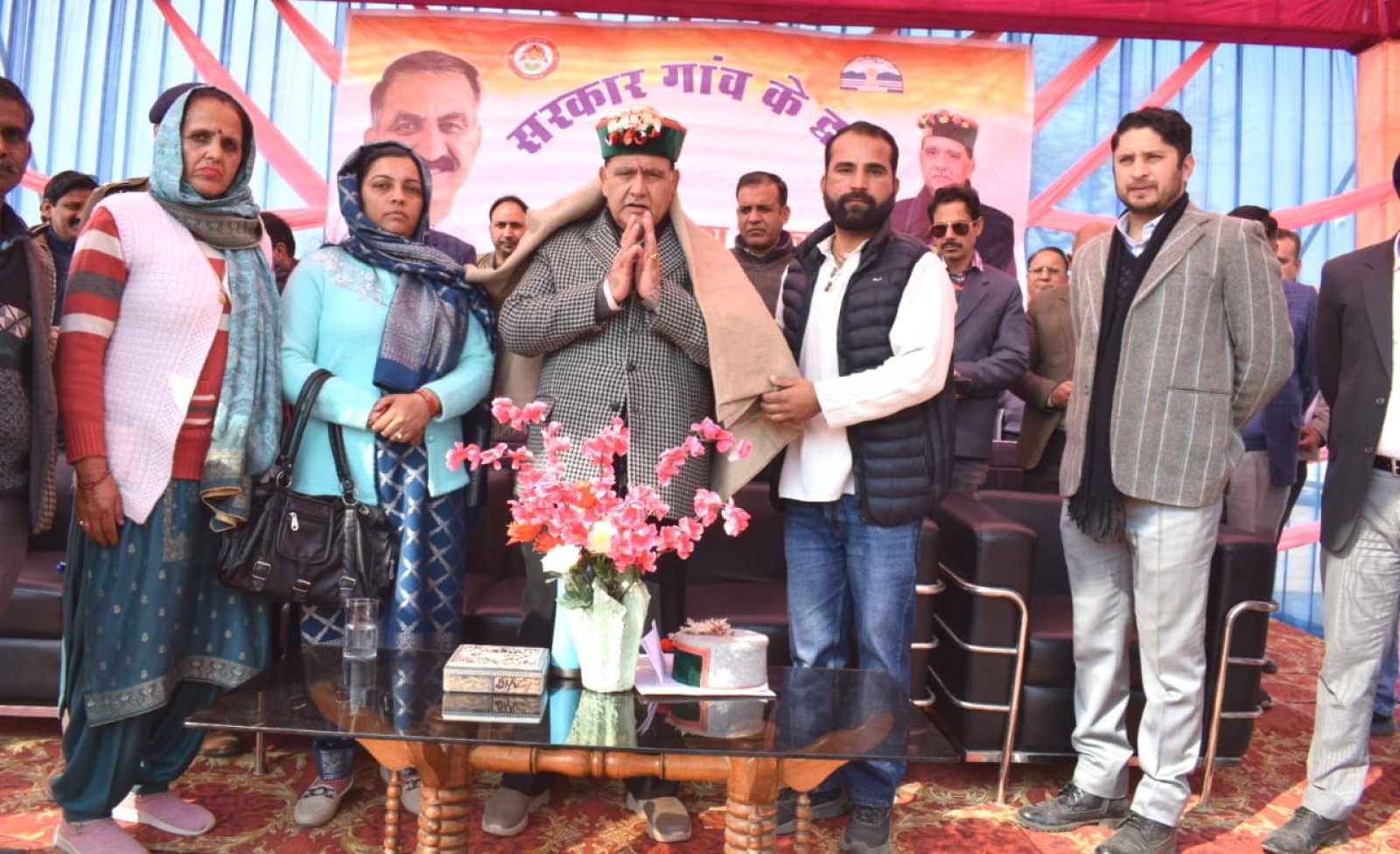 भटियात के गरनोटा में आयोजित हुआ 'सरकार गांव के द्वार' कार्यक्रम