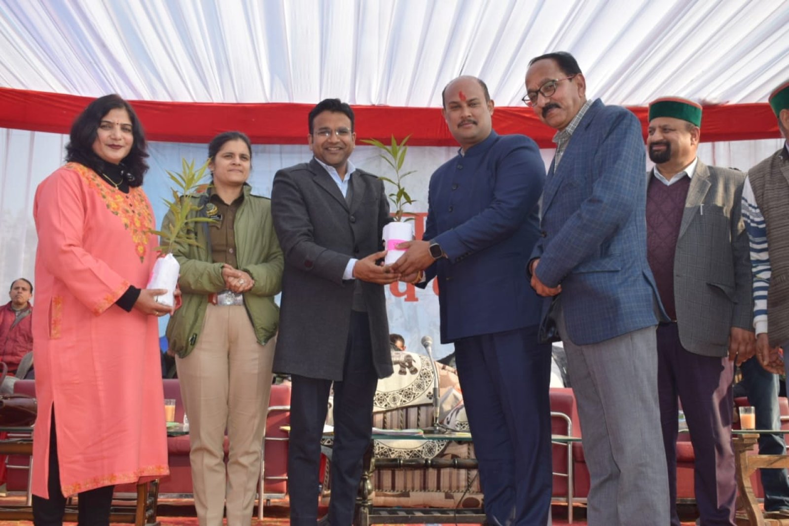 सरकार गांव के द्वार,  प्रदेश सरकार का महत्त्वकांक्षी कार्यक्रम : यादविंदर गोमा