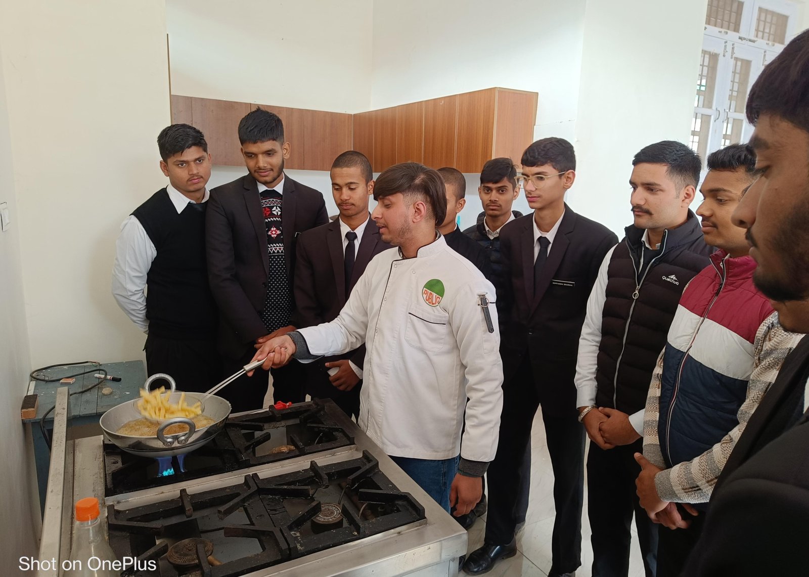 एमसीएम डीएवी कॉलेज कांगड़ा में होटल मेनेजमेंट की विशेष ट्रेनिंग का किया आयोजन