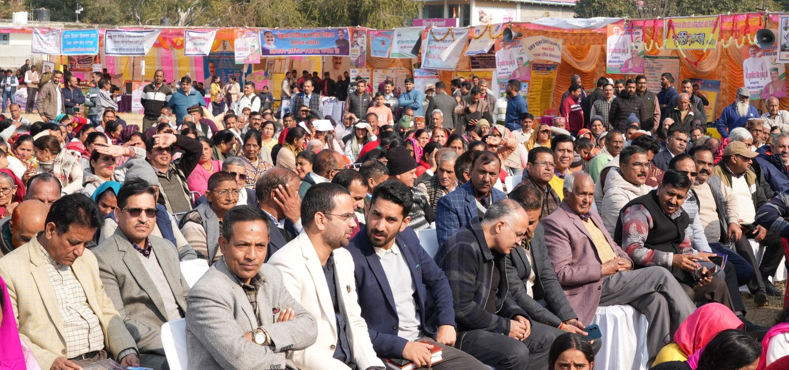 बिझड़ी में 'सरकार गांव के द्वार' कार्यक्रम के दौरान मुख्यमंत्री ने सुनीं जनसमस्याएं