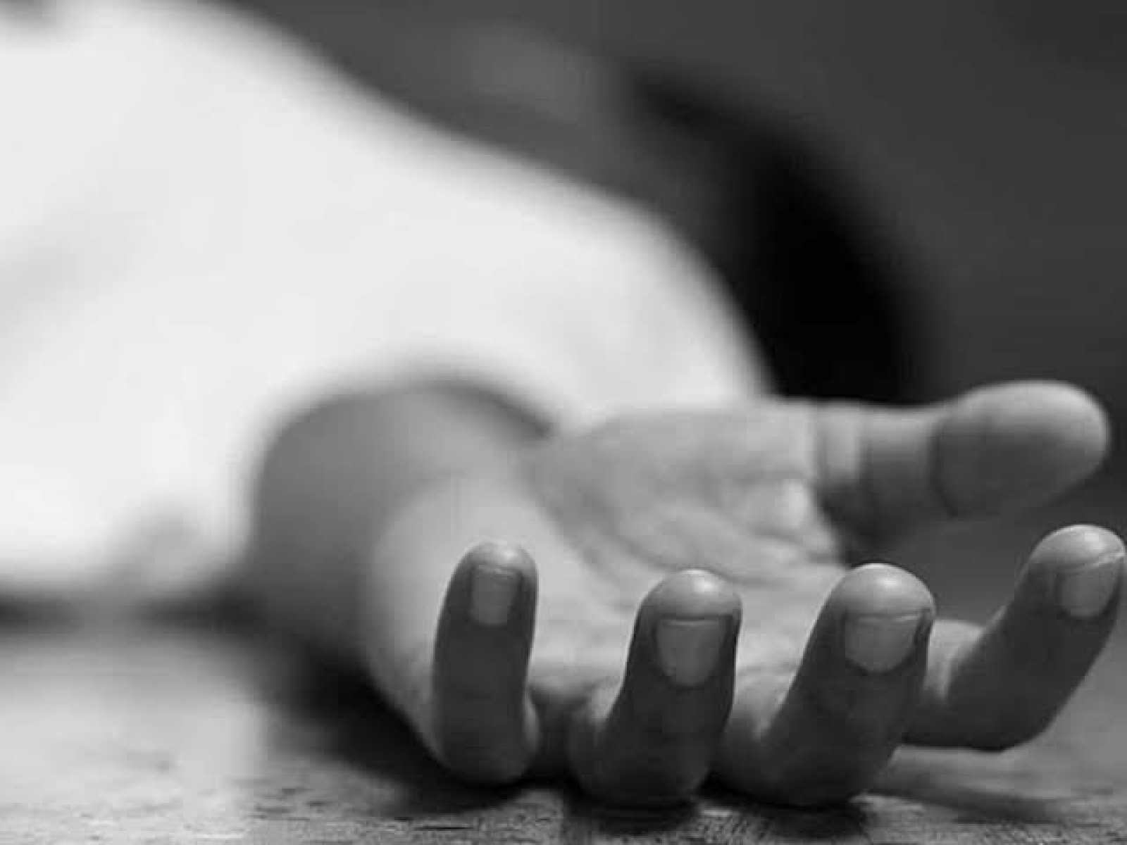 गंगा में बार बार डुबकी लगवा कर अपने ही बच्चे की ली जान