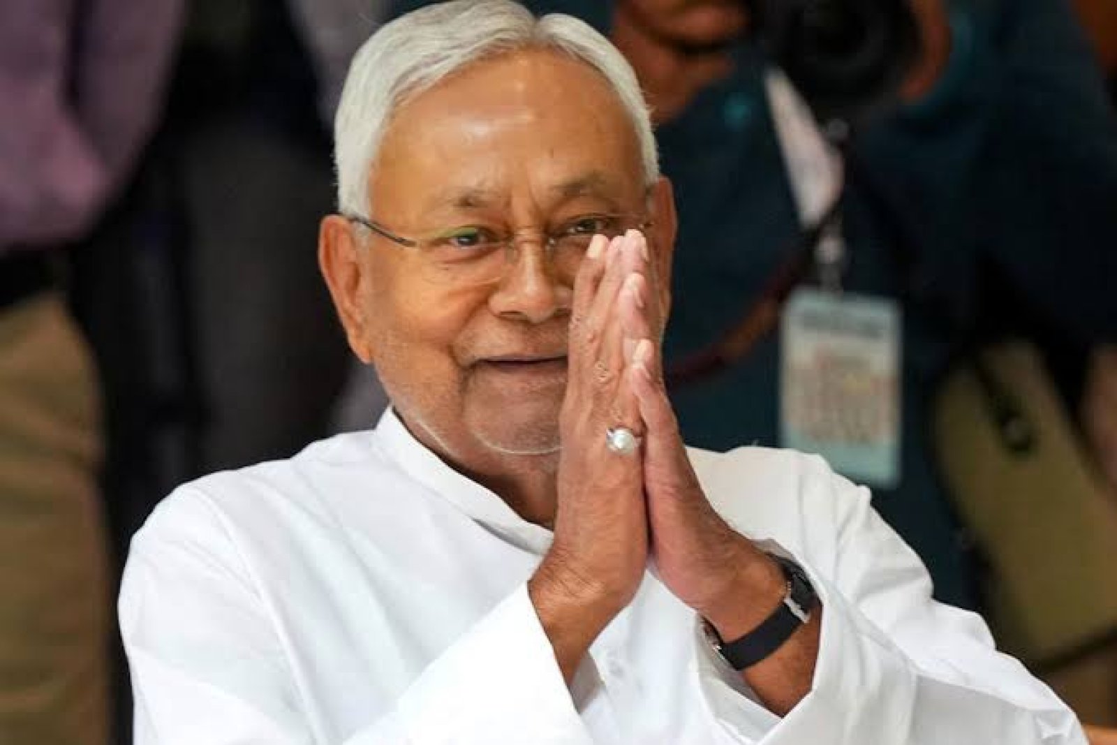 नीतीश के फैसले से हैरान शरद पवार
