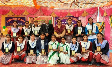 प्रदेश सरकार स्कूलों में सभी आधुनिक सुविधाएं मुहैया करवाने के लिए प्रयासरत: कृषि मंत्री