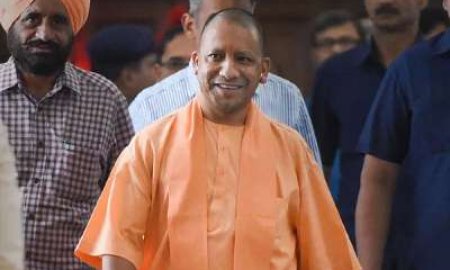 योगी आदित्यनाथ मंत्री व विधायकों सहित पहुंचेंगे राम मन्दिर, करेंगे रामलला के दर्शन