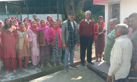 ग्राम पंचायत खोली में किया शौचालय व स्नानगृह का उद्घाटन