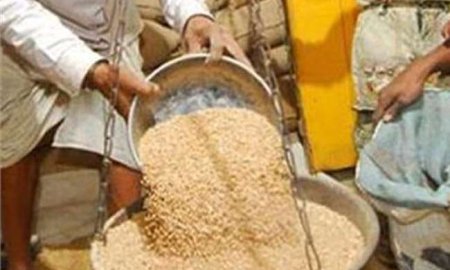 डिपुओं में नहीं मिल रहा पूरा राशन उपभोक्ता हो रहे परेशान