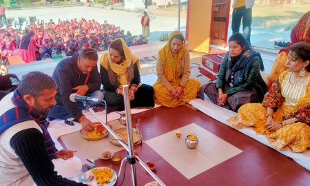 स्कॉलर्ज इंटरनेशनल स्कूल और शरण कॉलेज ने मिलकर मनाया बसंत पंचमी उत्सव