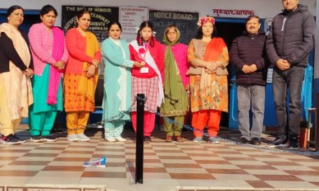 इंस्पॉयर अवार्ड के लिए चयनित हुई चौकाठ स्कूल की छात्रा 