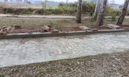 कोहला पंचायत के पंचवटी पार्क परिसर की रेलिंग क्षतिग्रस्त