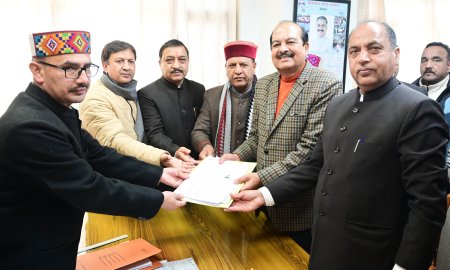 कांग्रेस के वरिष्ठ नेताओं के राज्यसभा जाने का सपना तोड़ रही कांग्रेस : जयराम ठाकुर