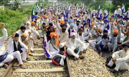 पंजाब में रेल ट्रैक जाम, हरियाणा में भी टोल होंगे फ्री, शंभू  बार्डर पर संघर्ष जारी
