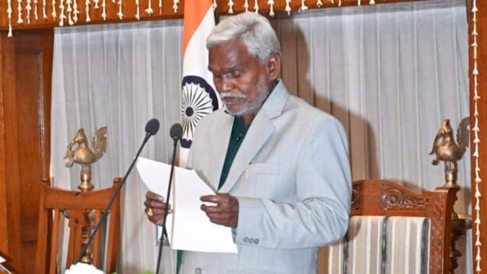 चंपई सोरेन ने ली झारखंड मुख्यमंत्री के रूप में शपथ
