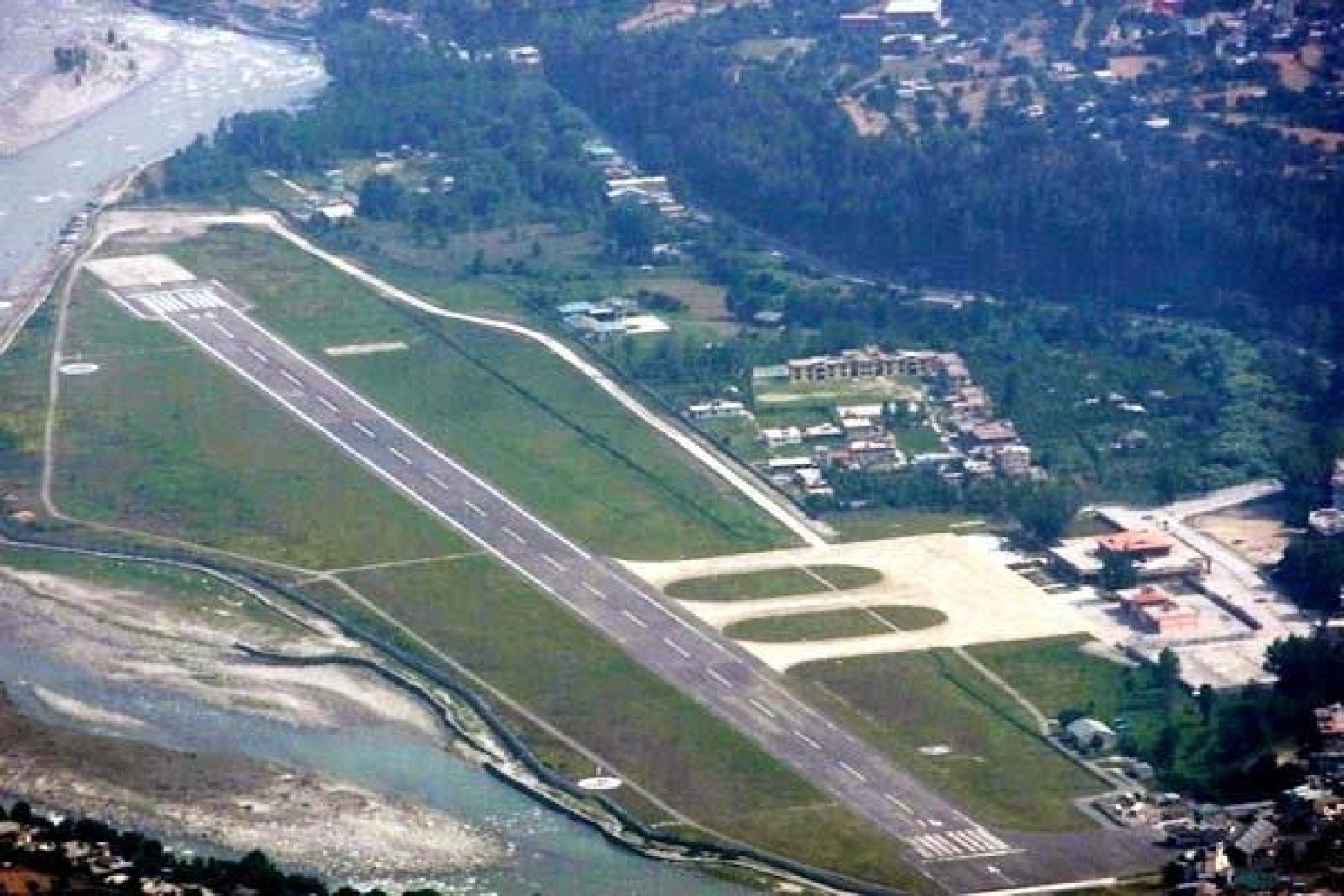 भुंतर हवाई अड्डे के विस्तारीकरण के लिए प्राप्त हुई वन स्वीकृति