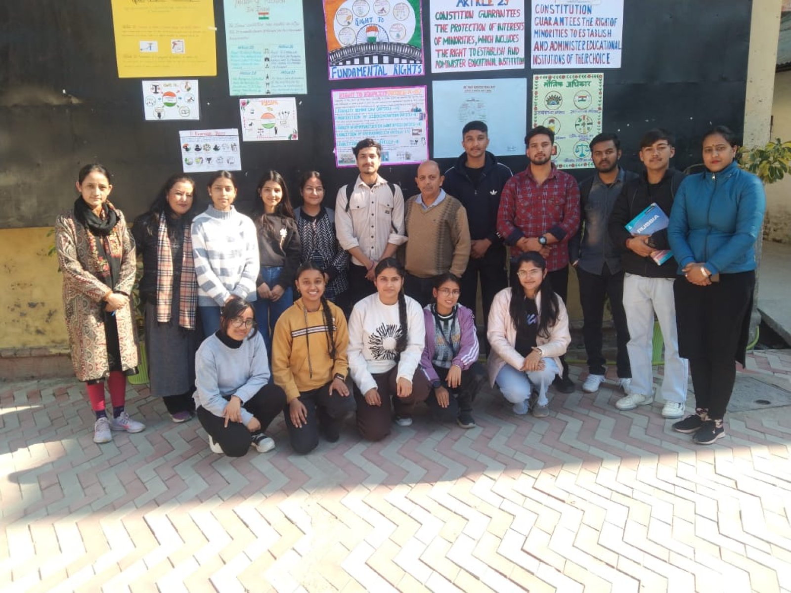 एमसीएम डीएवी कॉलेज कांगड़ा में मौलिक अधिकारों एवं कर्तव्यों के प्रति छात्रों को किया जागरूक