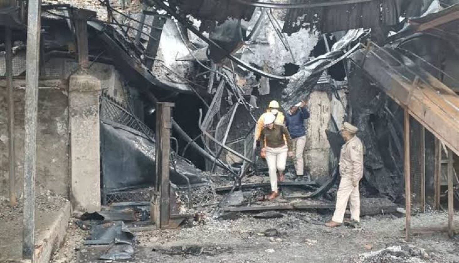 बद्दी परफ्यूम फैक्टरी से दो कंकाल बरामद, तीन कामगार लापता सर्च आपरेशन जारी
