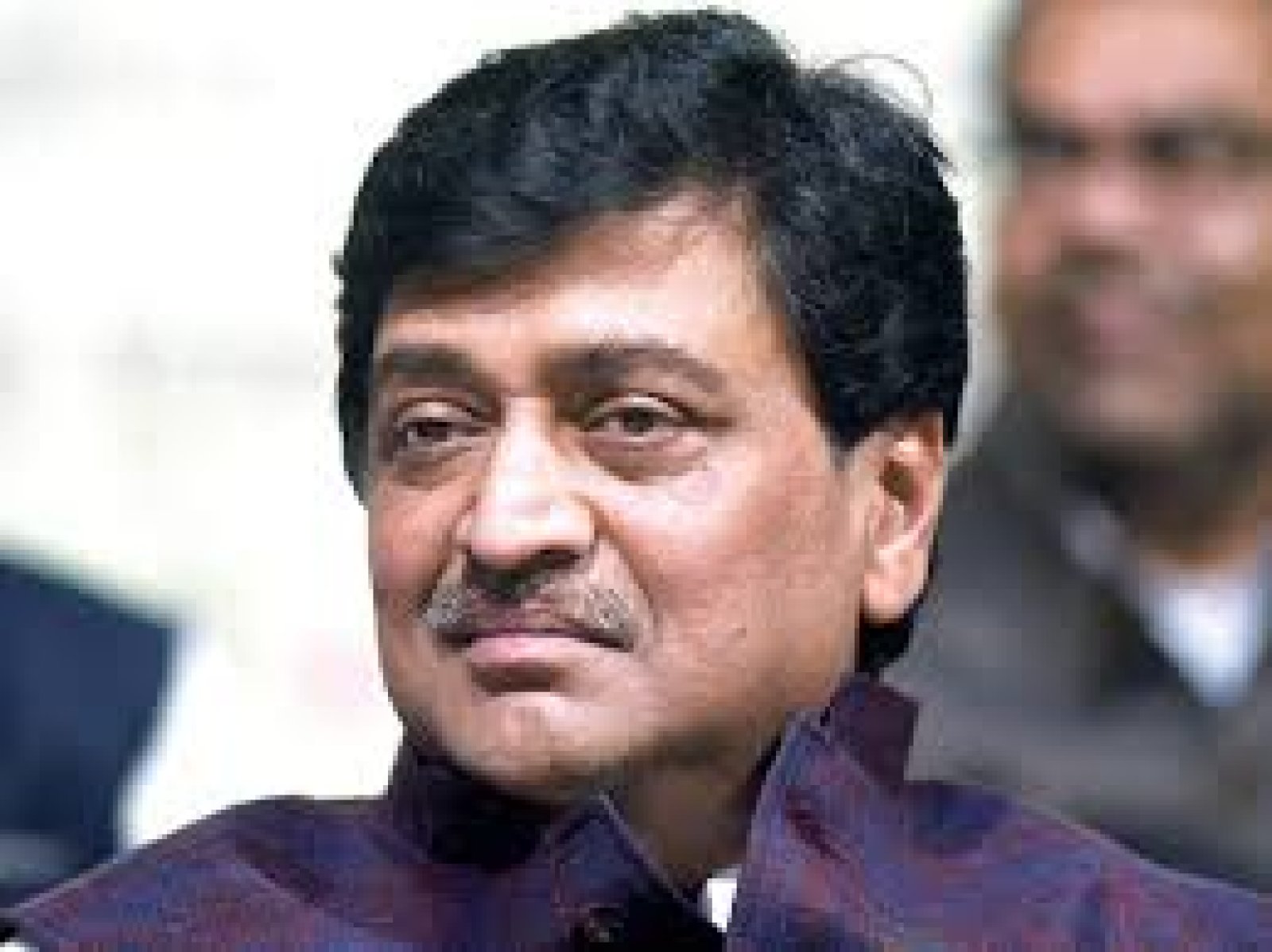 कांग्रेस के नेता अशोक चव्हाण ने महाराष्ट्र में छोड़ी पार्टी