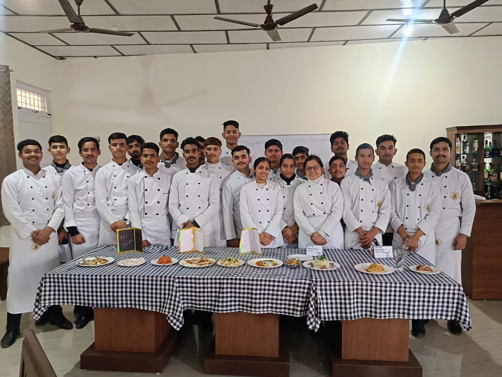 एमसीएम डीएवी कॉलेज कांगड़ा में कुकिंग प्रतियोगिता का किया आयोजन